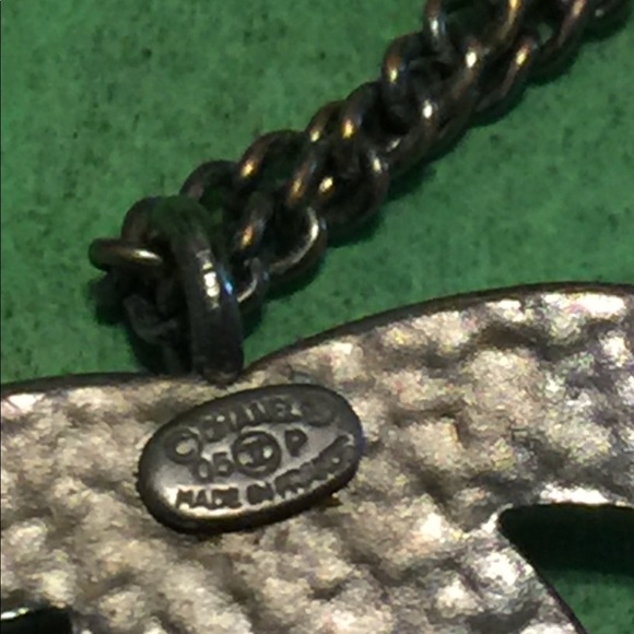 Vintage Chanel Cream Black Diamond Chanel Necklace - Picture 5 of 7